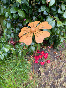 Handmade rusty outdoor/garden pansy garden flower 89cm