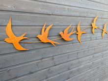 Charger l&#39;image dans la galerie, Handmade rusty Metal garden/outdoor Swallow Wall Art
