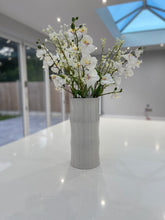 Indlæs billede til gallerivisning White small vase 30cm Floor vase or table vase
