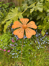 Load image into Gallery viewer, Handmade rusty outdoor/garden pansy garden flower 89cm

