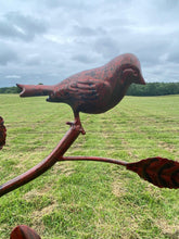 Laden Sie das Bild in den Galerie-Viewer, Bronze Bird Spinner
